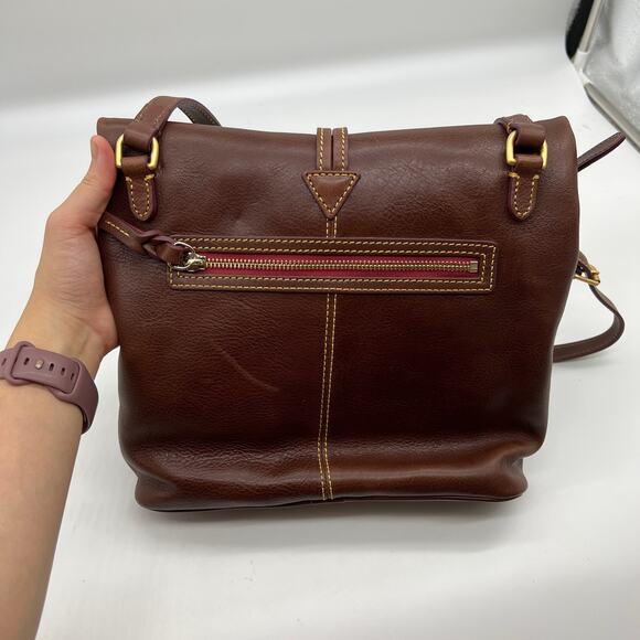 Dooney & Bourke Florentine Med Toggle Crossbody Bags Chestnut Brown - Picture 3 of 16